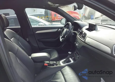 2018 Audi Q3 2.0T Premium/2.0T Sport Premium из США, поврежденный, VIN WA1JCCFS0JR019712